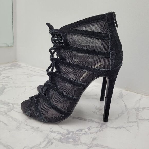 Steve Madden Black High Heels Shoes Size: 6.5 M - Picture 2 of 10